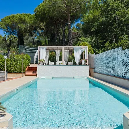 Micol 10 Villa