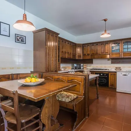 Micol וילה פסארו