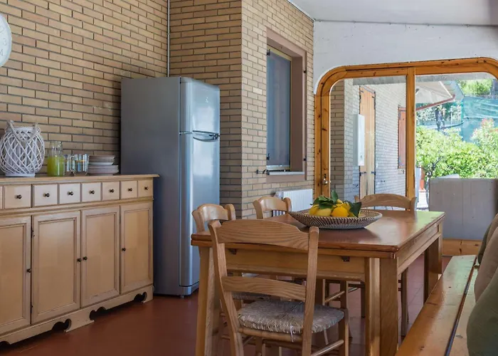 فيلة Micol بيزارو