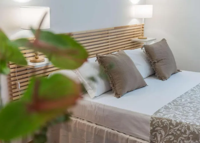 Micol فيلة بيزارو